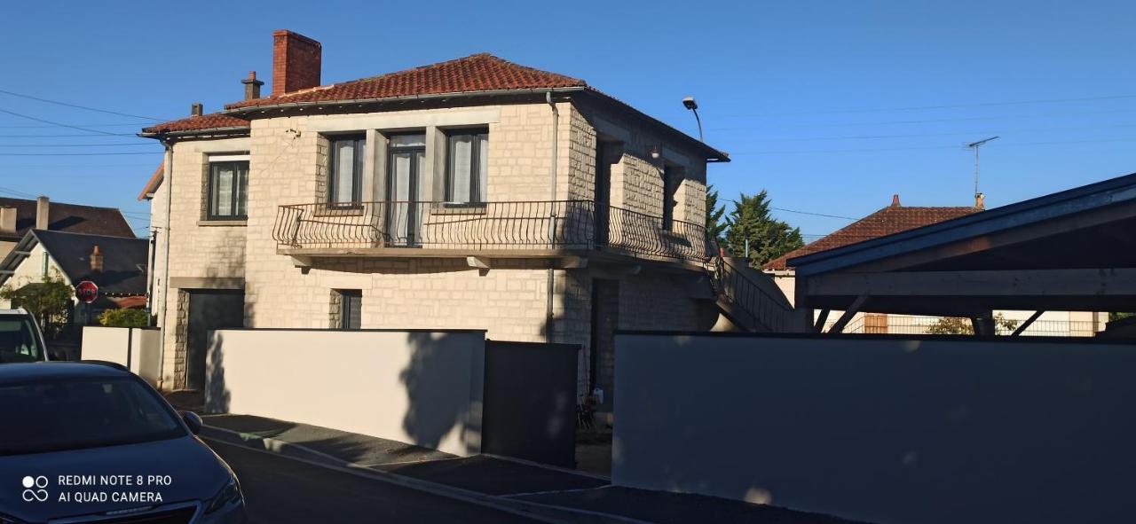 Maison Proche Centre Ville Biard Exterior photo